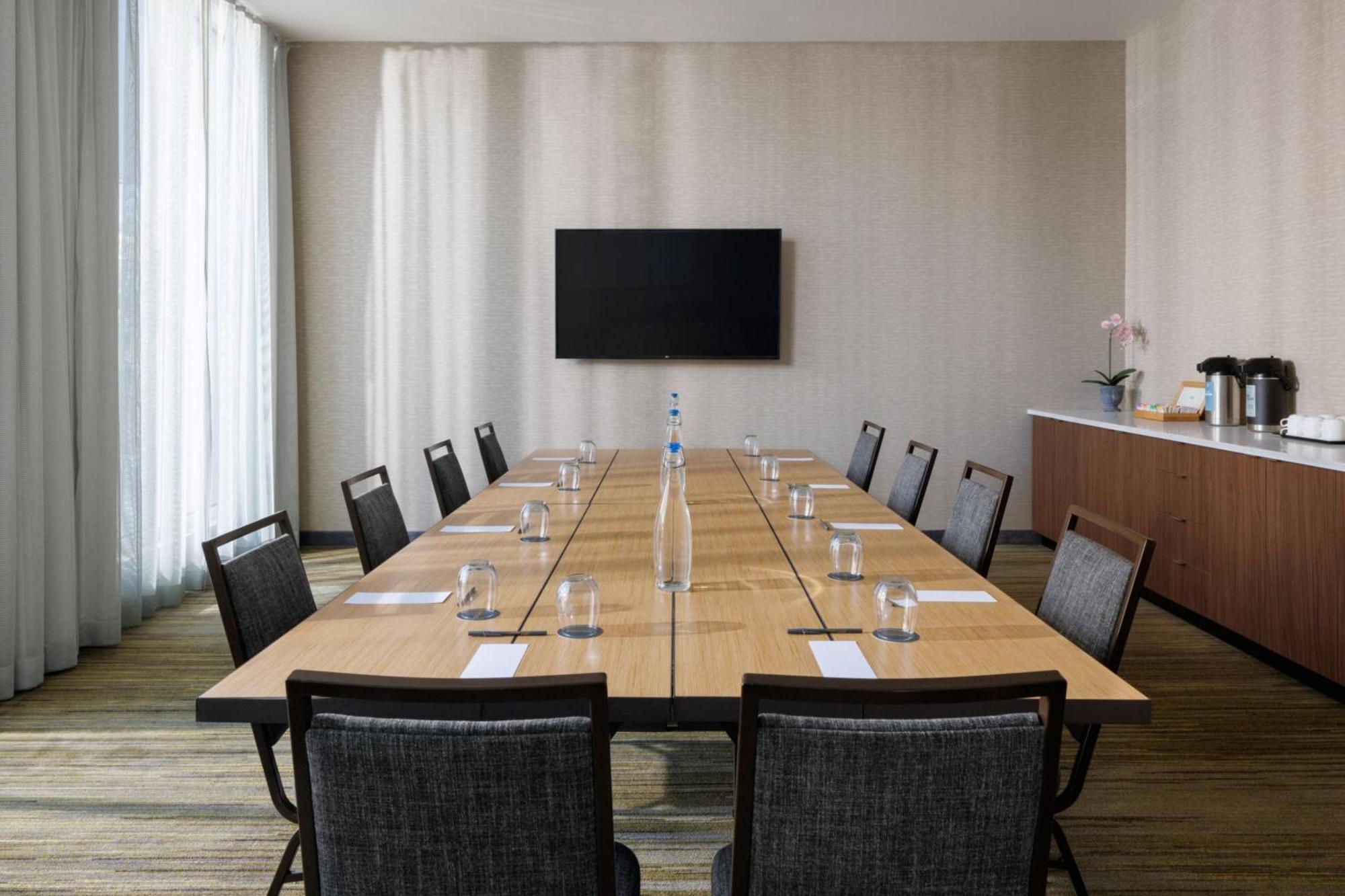 Courtyard By Marriott Πρινς Τζορτζ Εξωτερικό φωτογραφία