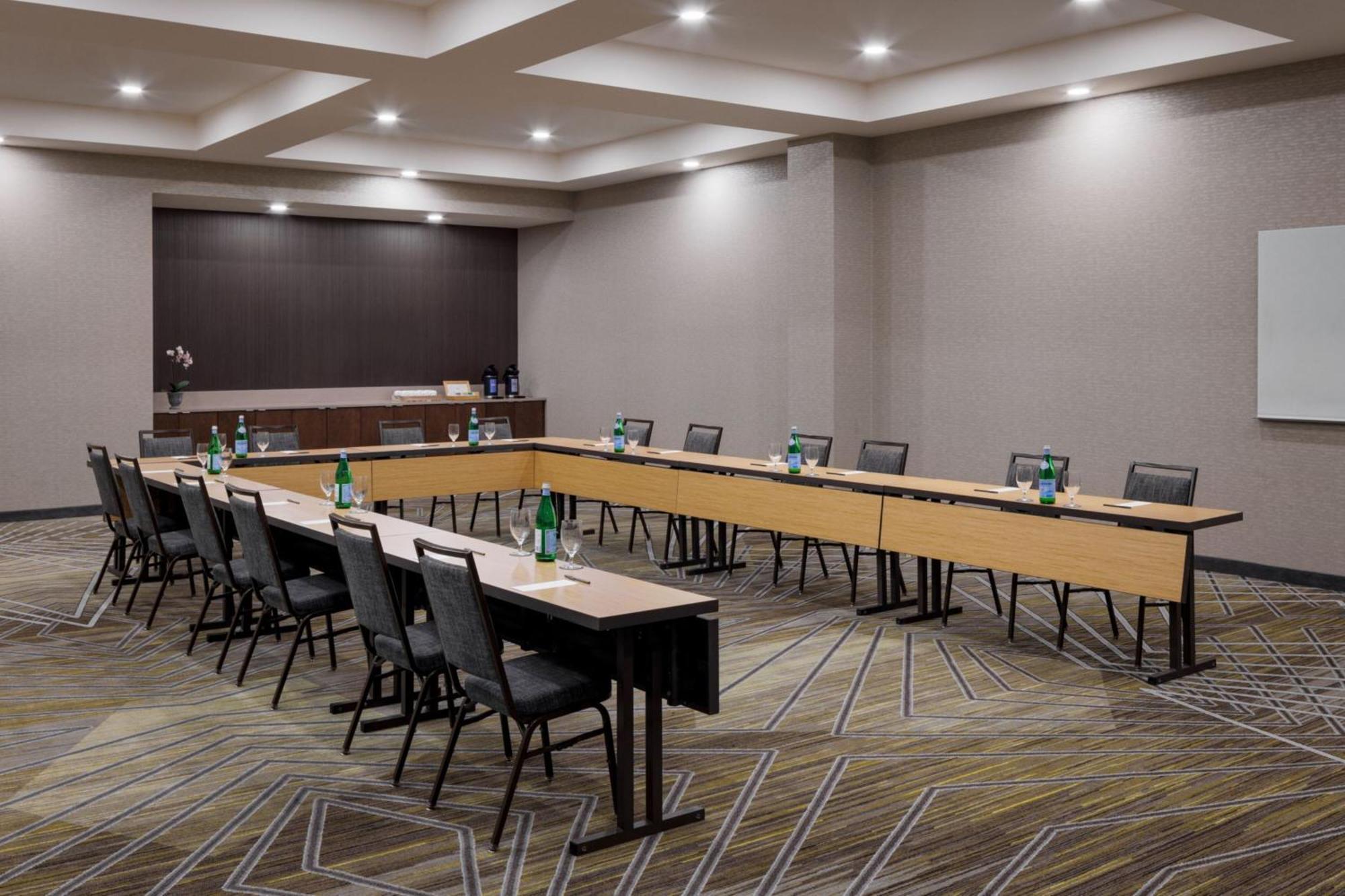 Courtyard By Marriott Πρινς Τζορτζ Εξωτερικό φωτογραφία