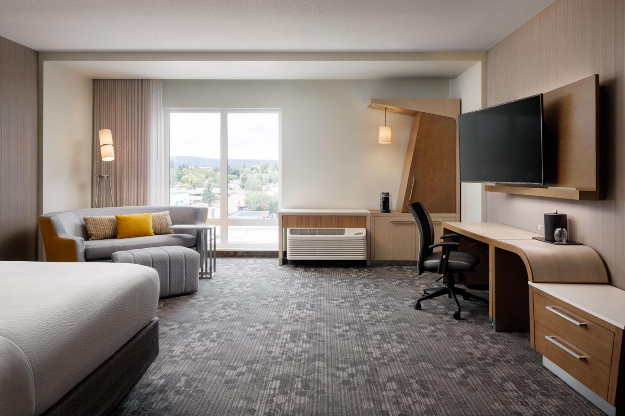 Courtyard By Marriott Πρινς Τζορτζ Εξωτερικό φωτογραφία