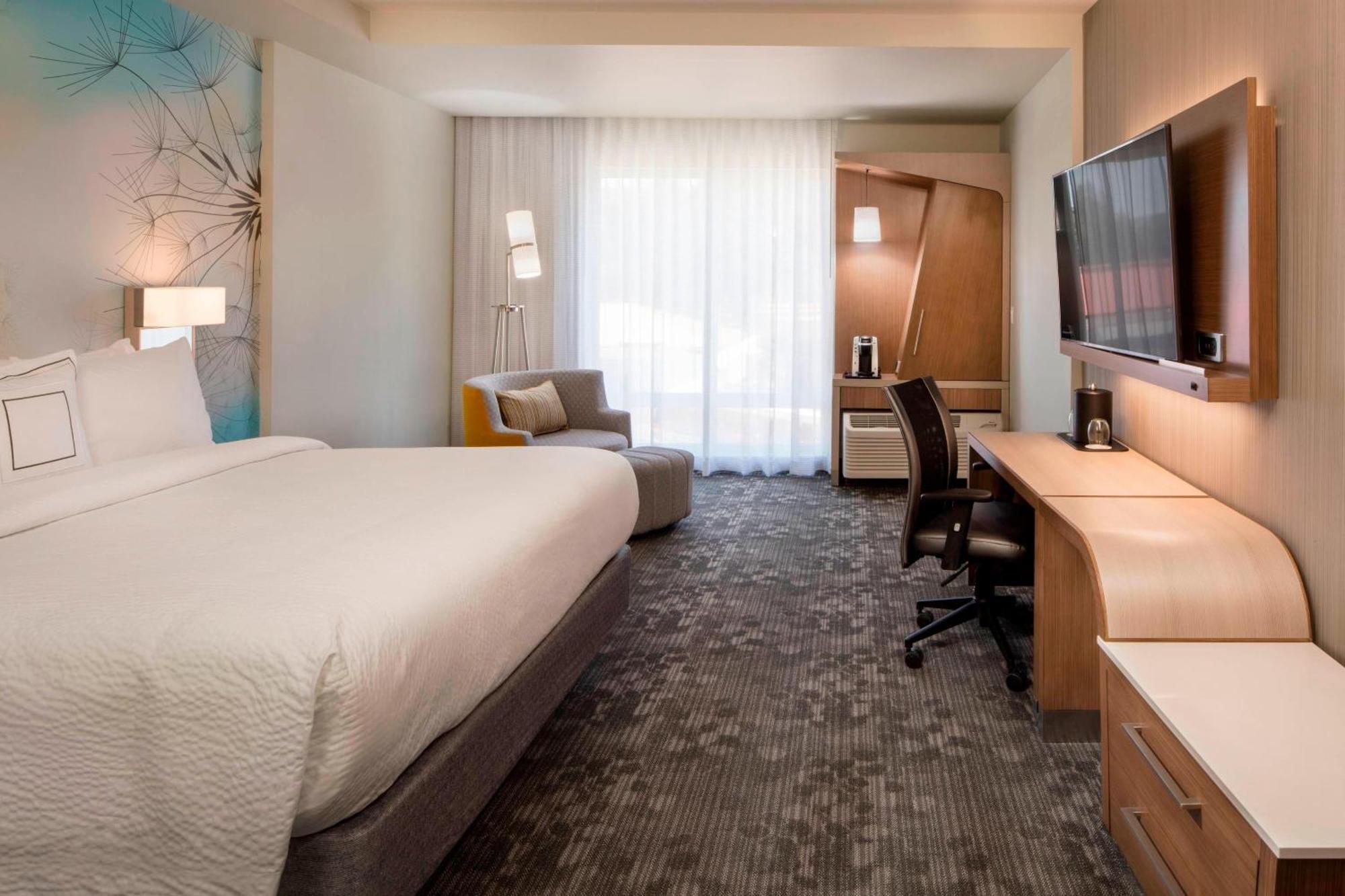 Courtyard By Marriott Πρινς Τζορτζ Εξωτερικό φωτογραφία