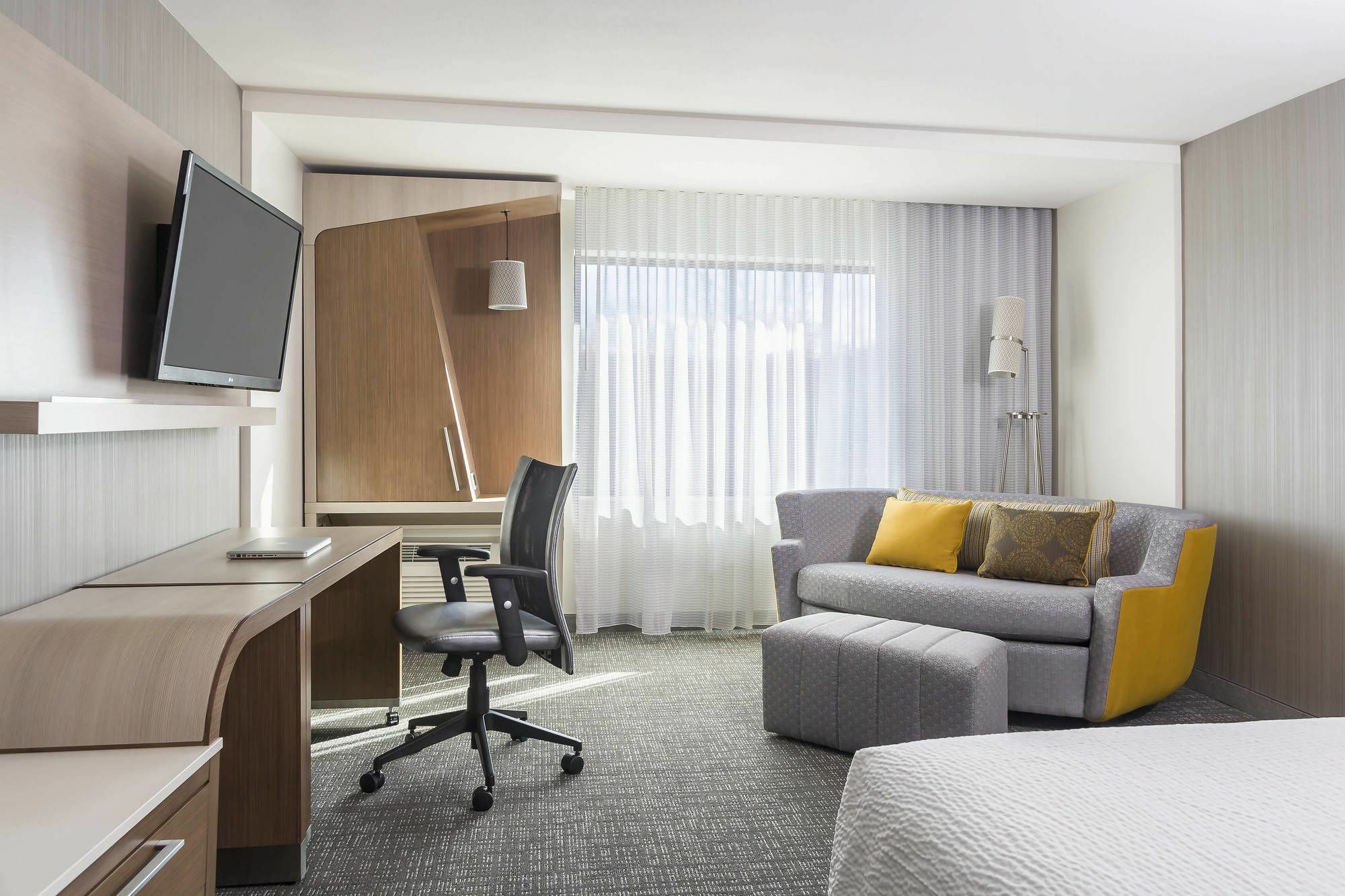 Courtyard By Marriott Πρινς Τζορτζ Εξωτερικό φωτογραφία